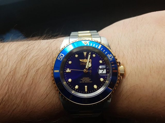 Foto de F. B. con su reloj