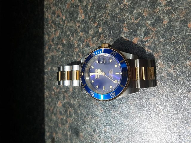 Foto de F. B. con su reloj